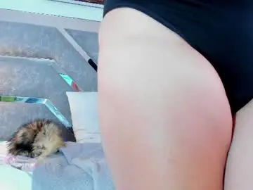 Chaturbate Best live sex cam show of slut_milf_