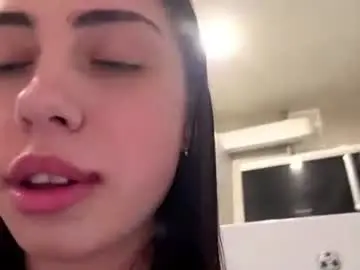 Chaturbate Sex Cam of yvonnepfluger