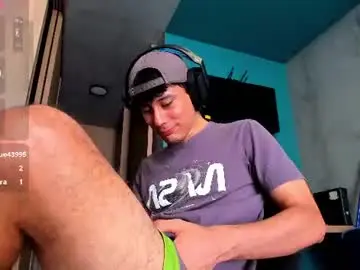 Chaturbate Free Live Porn of cristian_ortiz_1