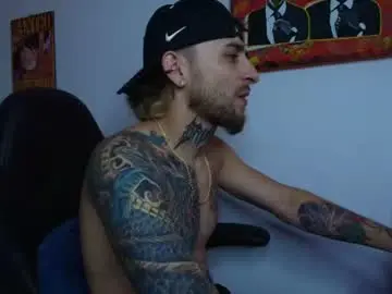 Chaturbate Live Porn of drako_lives_show
