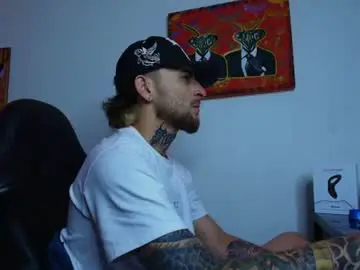 Chaturbate Live Sex of drako_lives_show