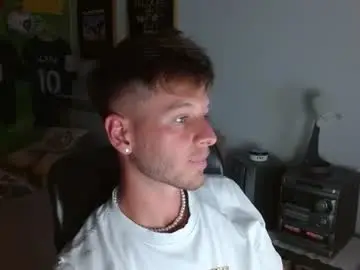 Chaturbate Free Porn Cam of freddy_star