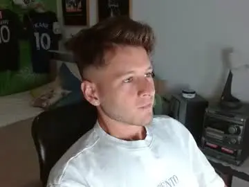 Chaturbate Free Porn Cam of freddy_star
