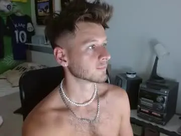 Chaturbate Sex Cam of freddy_star