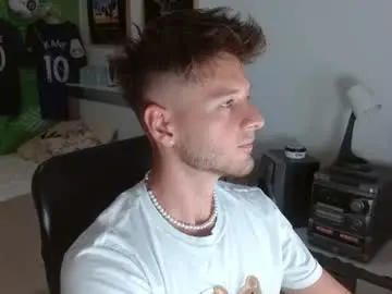 Chaturbate Watch Live Sex Cams of freddy_star