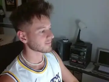 Chaturbate Sex Cam of freddy_star