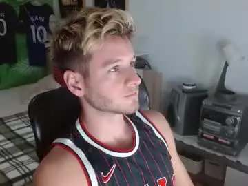 Chaturbate Free Live Porn of freddy_star