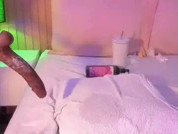 Chaturbate Live Sex Cam of lorraine_williams_