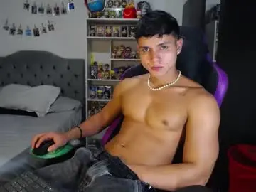 Chaturbate Best live sex cam show of saulomiralles