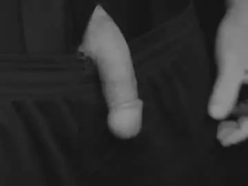 Chaturbate Live Sex Cam of tannedbeachbum2