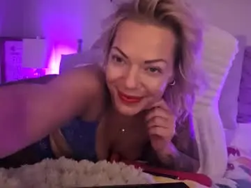 Chaturbate Sex Cam of yogimilflover