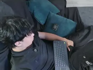Chaturbate Sex Cam of edward_saenz_oa