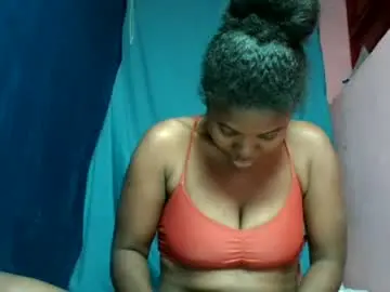 Chaturbate Best live sex cam show of liandra69