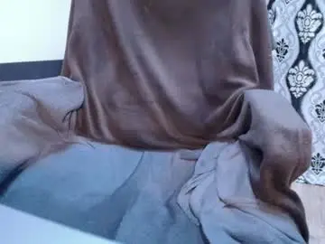 Chaturbate Live Porn of nicky_38hhugetits