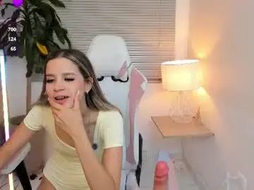 Chaturbate Best Webcam of littlee_emily18