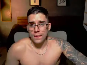 Chaturbate Free Live Porn of mike_montoya