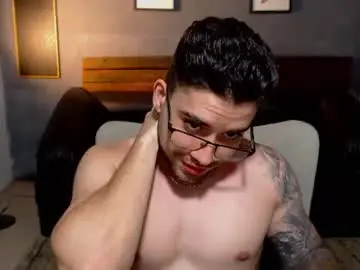 Chaturbate Live Sex Cam of mike_montoya