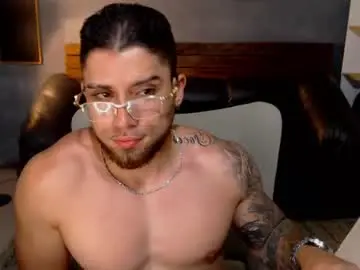 Chaturbate Nude Webcam of mike_montoya