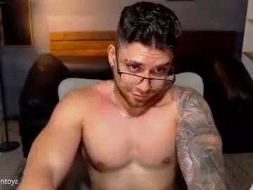 Chaturbate Live Sex of mike_montoya