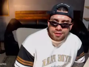 Chaturbate Sex Cam of mike_montoya