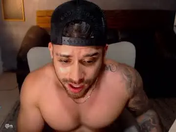 Chaturbate Free Porn Cam of mike_montoya