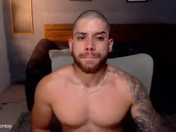 Chaturbate Sex Cam of mike_montoya