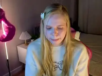 Chaturbate Live Sex Cam of sweeeet_angell