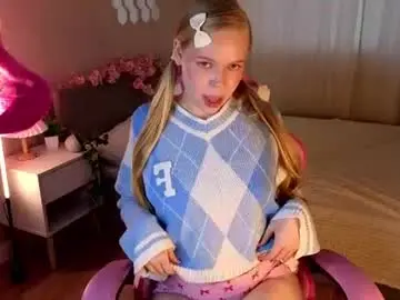 Chaturbate Sex Cam of sweeeet_angell