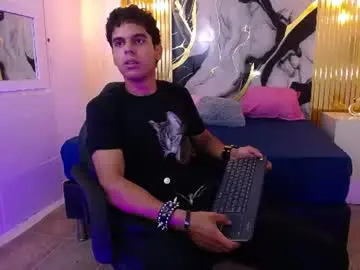 Chaturbate Nude Webcam of zumriz_art