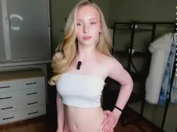 Chaturbate Private Sex Chat of _honeypeachy_