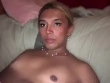 Chaturbate Live Sex of cockprincess_dianna