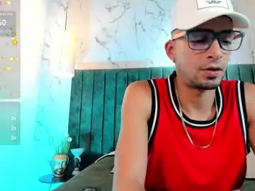Chaturbate Sex Chat of drakeneumann
