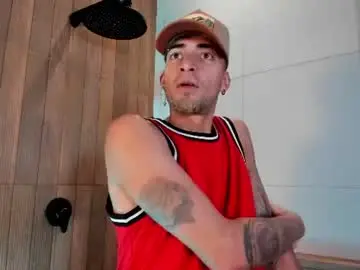 Chaturbate Live Sex Cam of drakeneumann