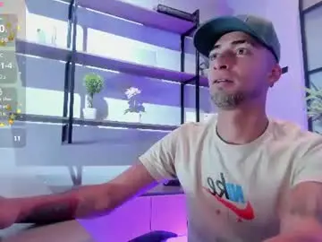 Chaturbate Live Sex Cam of drakeneumann