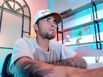 Chaturbate Sex Cam of drakeneumann