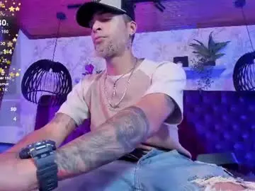 Chaturbate Best live sex cam show of drakeneumann