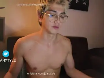 Chaturbate Live Porn of juancamroom