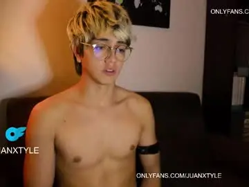 Chaturbate Sex Chat of juancamroom
