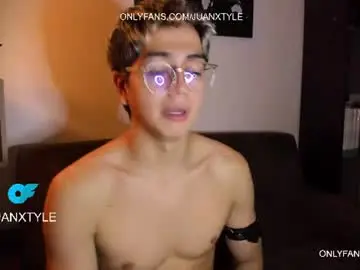 Chaturbate Watch Live Sex Cams of juancamroom
