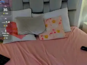 Chaturbate Best live sex cam show of keiira_fox