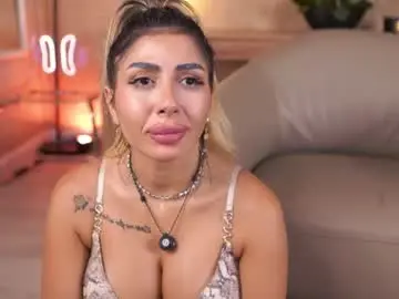 Chaturbate Live Porn of lucyyrosse