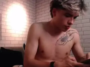 Chaturbate Live Sex Cam of rio_miller