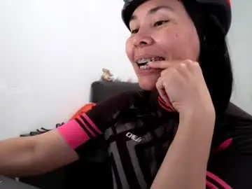Chaturbate Best live sex cam show of elaramuse_