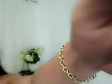 Chaturbate Adult Video Chat of miss_charmingella
