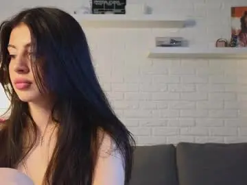 Chaturbate Live Sex Cam of qwelbi