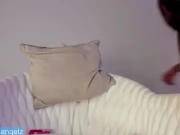 Chaturbate Live Sex Cam of sarah_angelz