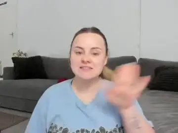Chaturbate Adult Webcam of tigoldbitties11