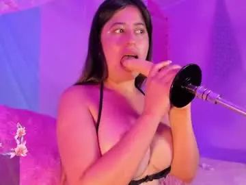 Chaturbate Live Sex of alice_cute77