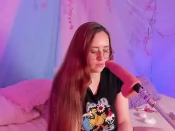 Chaturbate Live Sex Cam of alice_cute77