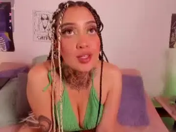 Chaturbate Free Live Porn of cata_greenn